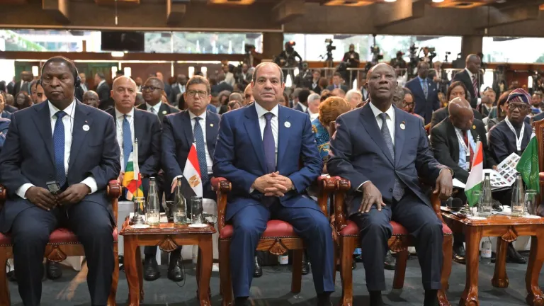 تحركات مصرية قوية في أفريقيا .. السيسي يعزز التعاون مع رئيس مدغشقر