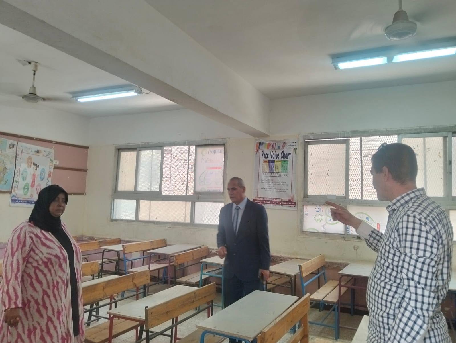 تفتيش شامل وتأمين كامل .. الحوامدية تضع اللمسات الأخيرة قبل انطلاق امتحانات الثانوية العامة