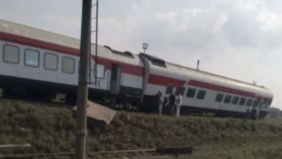لحظات رعب في كفر الزيات .. خروج 4 عربات من قطار القاهرة – الإسكندرية عن القضبان والسكك الحديدية تكشف التفاصيل