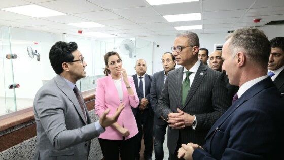 ماذا يحدث داخل المركز التكنولوجي الجديد بالجيزة؟ .. محافظ الجيزة يتفقد الاستعدادات النهائية ويصدر توجيهات عاجلة قبل التشغيل