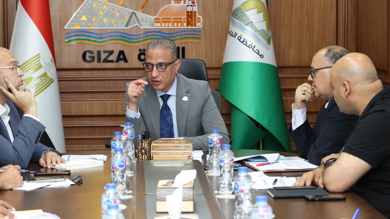 ماذا يحدث في الواحات البحرية؟ .. محافظ الجيزة يفتح الملفات الأكثر إلحاحًا ويصدر توجيهات عاجلة