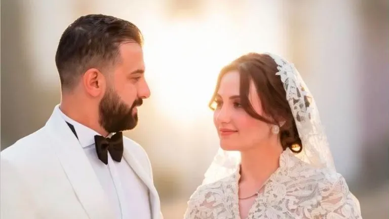 وفاءً لمسيرة رجل الصناعة .. كبار رجال الدولة يشاركون الحاج سيد حلمي الشرابي والعمده السياسي المخضرم  الحسيني مصطفي محمد  فرحة العروسين