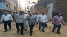 قبل «الإنترلوك» والرصف .. نائب محافظ الجيزة يفتش على مشروعات الحوامدية ويوجه بسرعة إنهاء أعمال الكهرباء والصرف