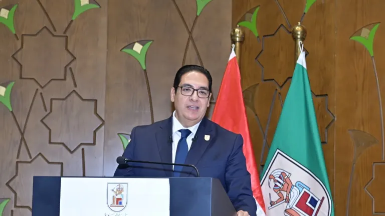 عامان من الإنجازات في جامعة القاهرة.. محمد سامي عبد الصادق يقود التطوير بالأرقام